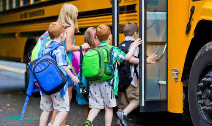 آماده کردن کودک برای رفتن به مدرسه با چند راه ساده