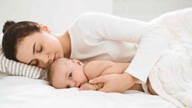 علت بی خوابی نوزاد