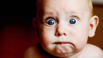 ترسیدن نوزاد