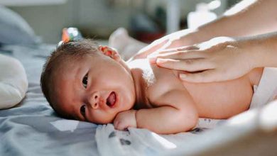 ماساژ نوزاد از چه زمانی خوب
