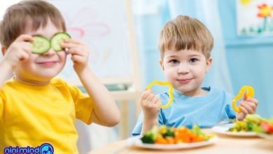 تشویق کودک به غذا خوردن