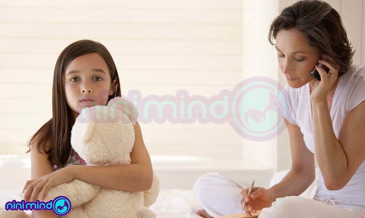 علت-رفتارهای-عجیب-و-غریب-کودک